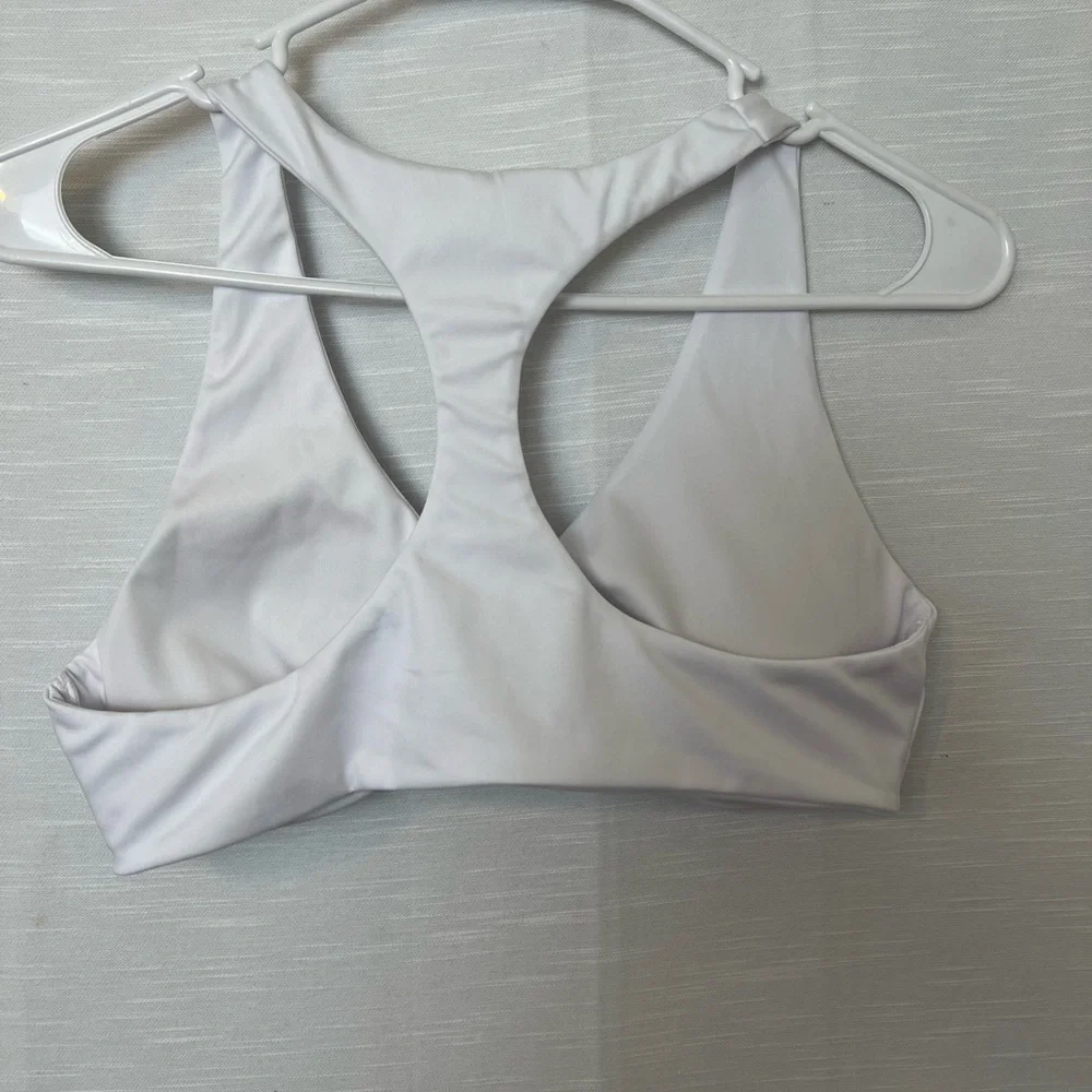 SHEIN Women's White Sports Bra - Picture 3 of 4